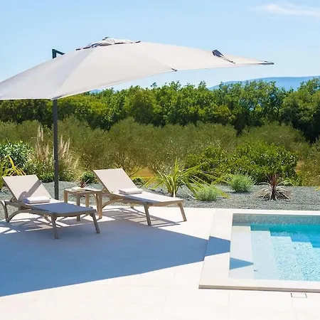 Luxury Harmony With Heated Pool And Seaview Villa