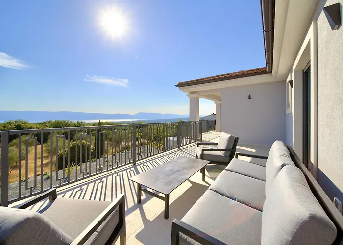 Luxury Harmony With Heated Pool And Seaview * Vrh (Krk)