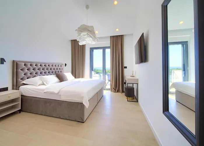 Luxury Harmony With Heated Pool And Seaview