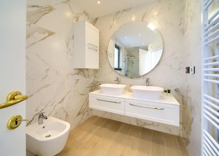 Luxury Harmony With Heated Pool And Seaview