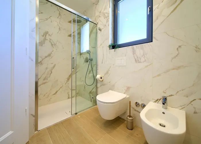 Luxury Harmony With Heated Pool And Seaview 别墅 Vrh (Krk)